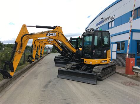 2.8 ton digger|8 ton digger hire rates.